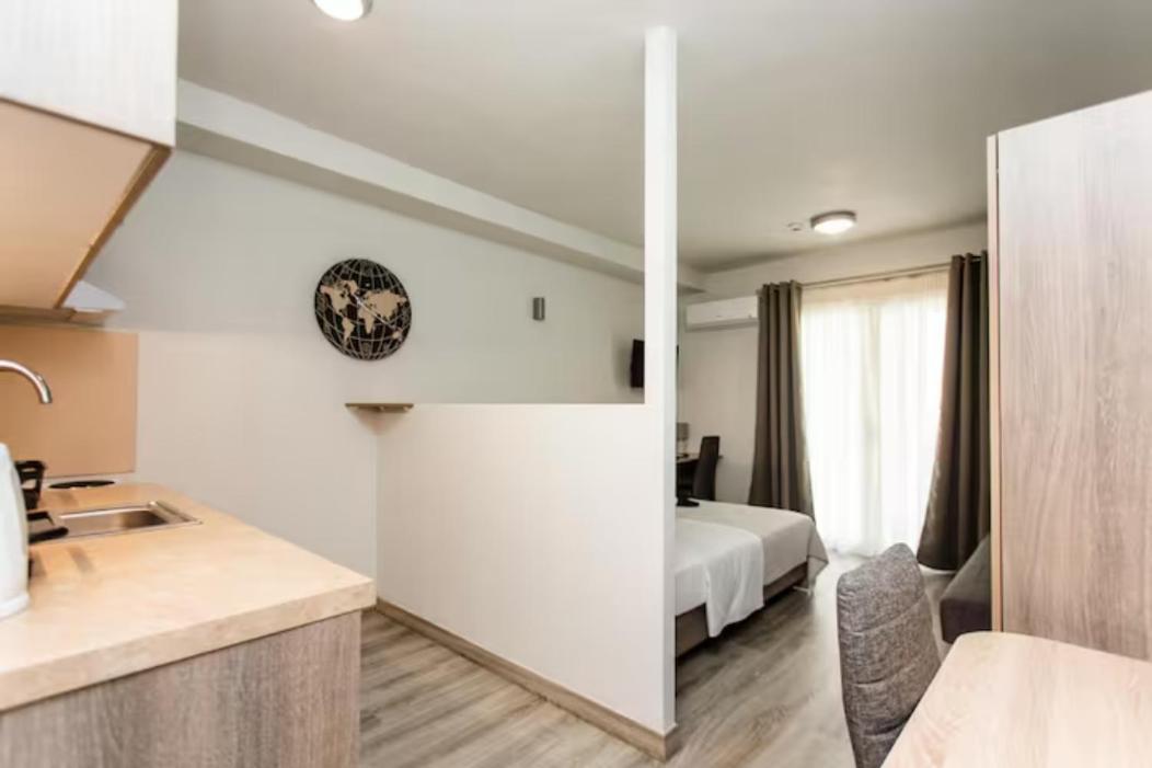John Central Suites Thessaloniki Exterior photo